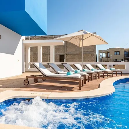 Villa Blue